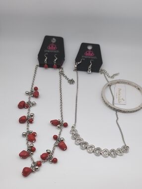 Jewelry Lot 2 Necklace & Earring Sets & 1 Bracelet By Periwinkle / Paparazzi NWT